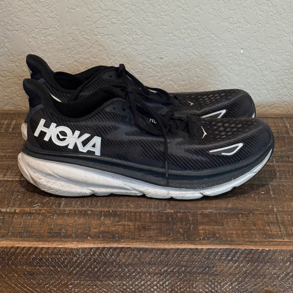 Hoka Clifton 9 Running Shoes Mens 10 Black White Mesh Athletic Gym Sneakers